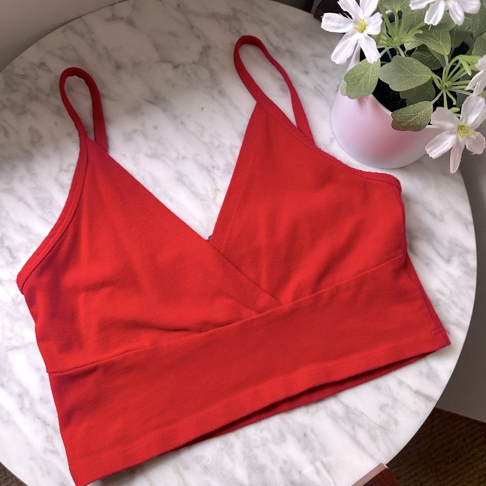 Brandy Melville / Johm Galt amara tank top